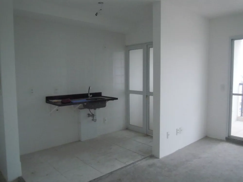 Apartamento à venda com 2 quartos, 68m² - Foto 7