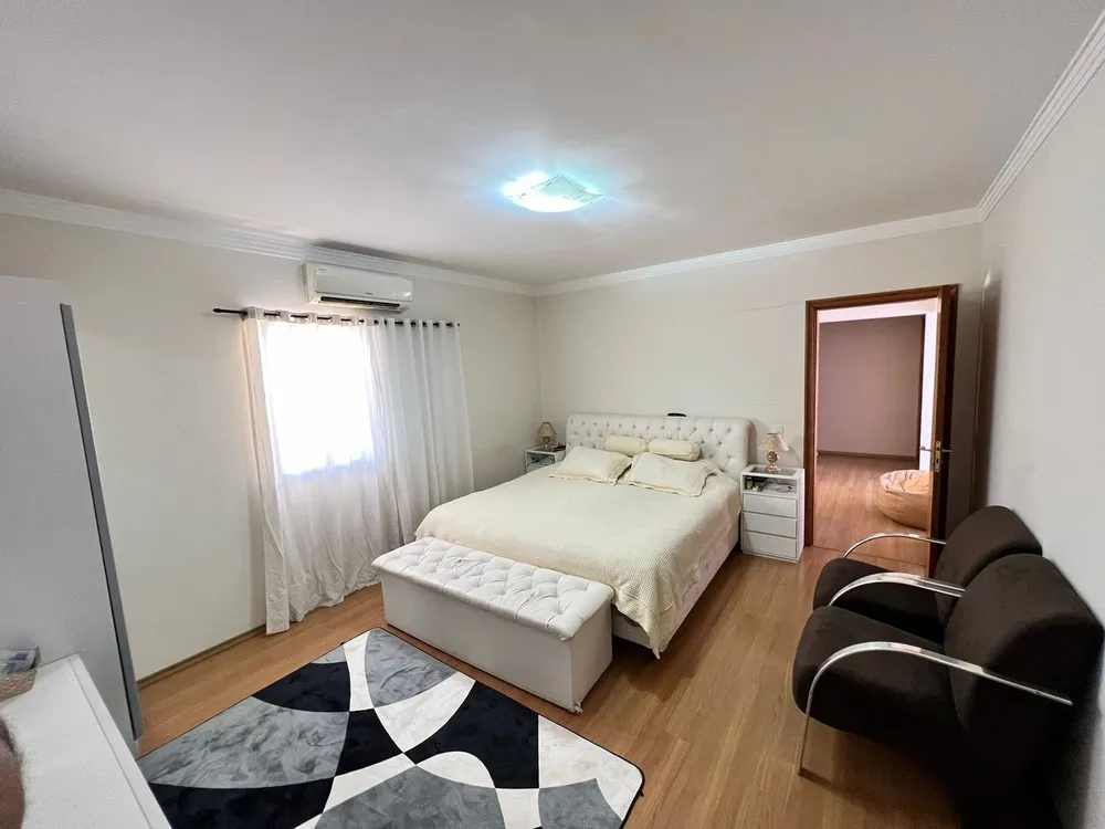 Casa, 3 quartos, 270 m² - Foto 7