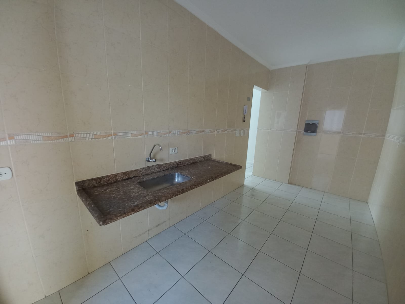 Apartamento para alugar com 2 quartos, 80m² - Foto 12