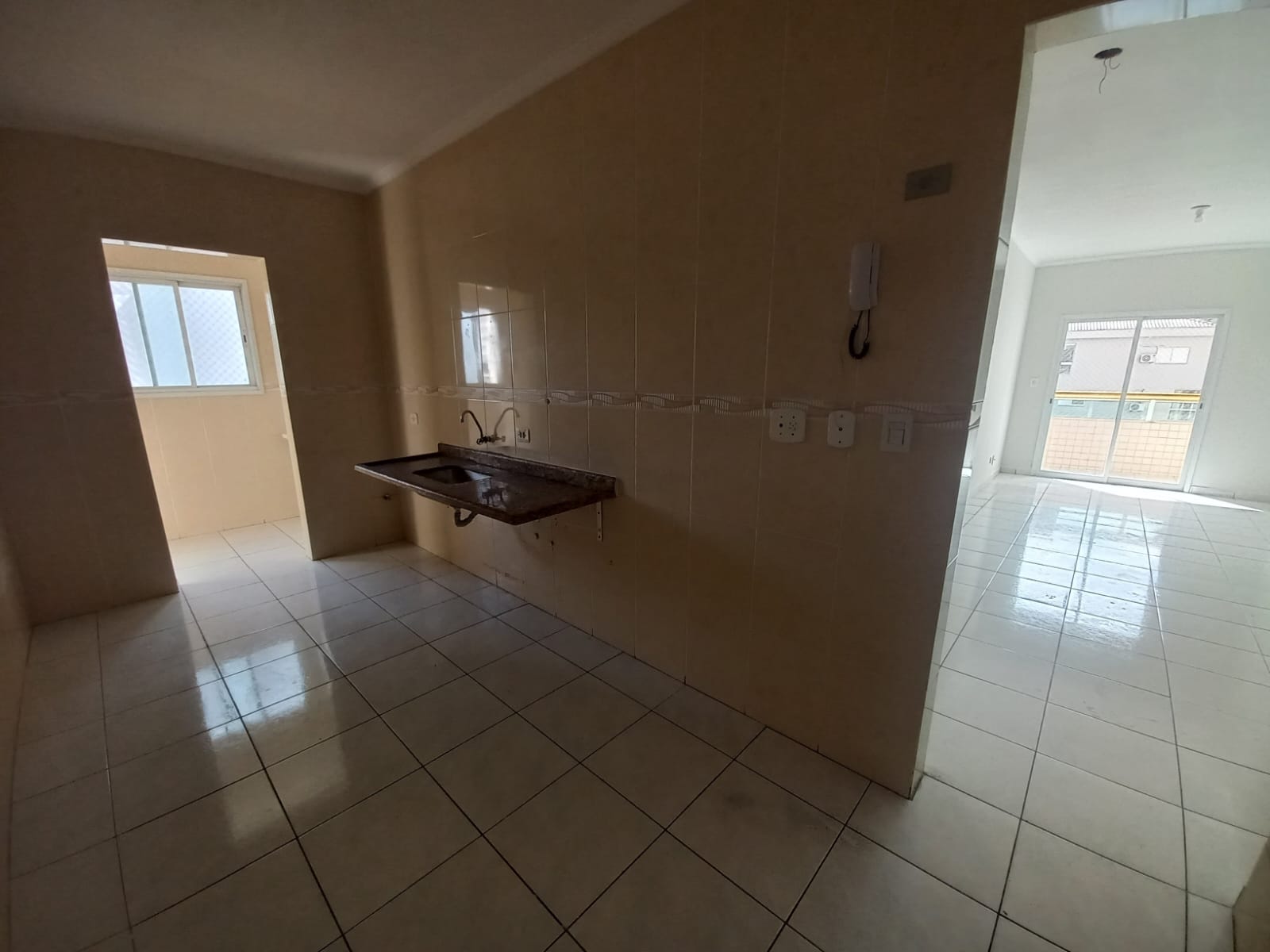 Apartamento para alugar com 2 quartos, 80m² - Foto 2