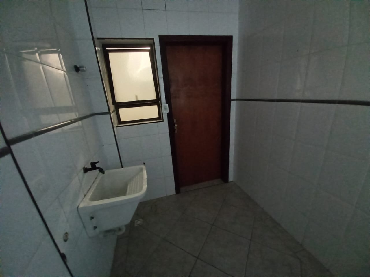 Apartamento para alugar com 3 quartos, 125m² - Foto 13