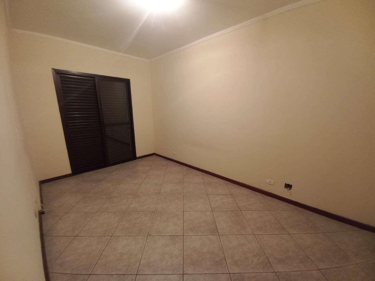 Apartamento para alugar com 3 quartos, 125m² - Foto 18