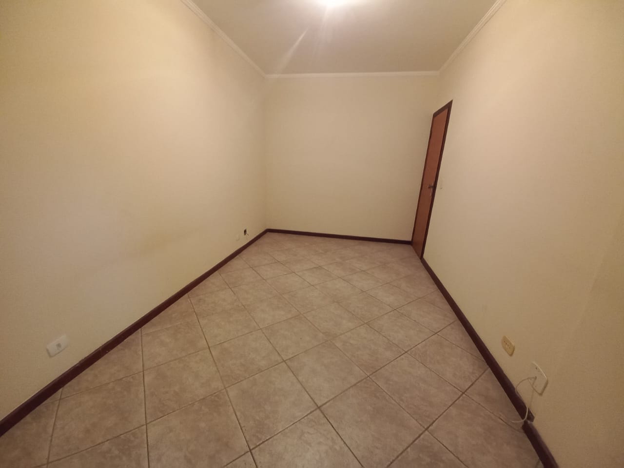 Apartamento para alugar com 3 quartos, 125m² - Foto 3