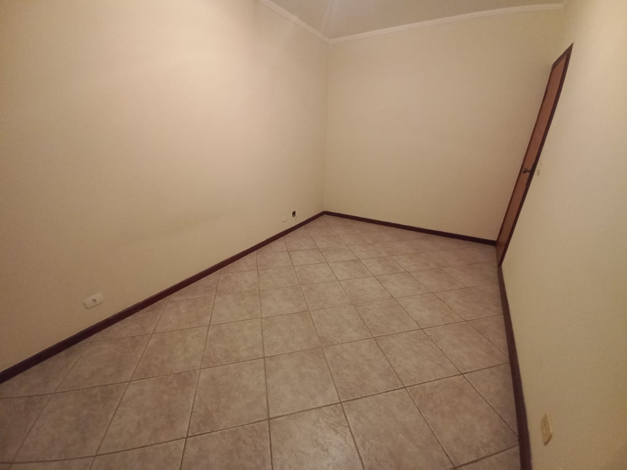 Apartamento para alugar com 3 quartos, 125m² - Foto 5