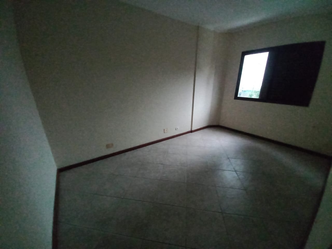 Apartamento para alugar com 3 quartos, 125m² - Foto 11