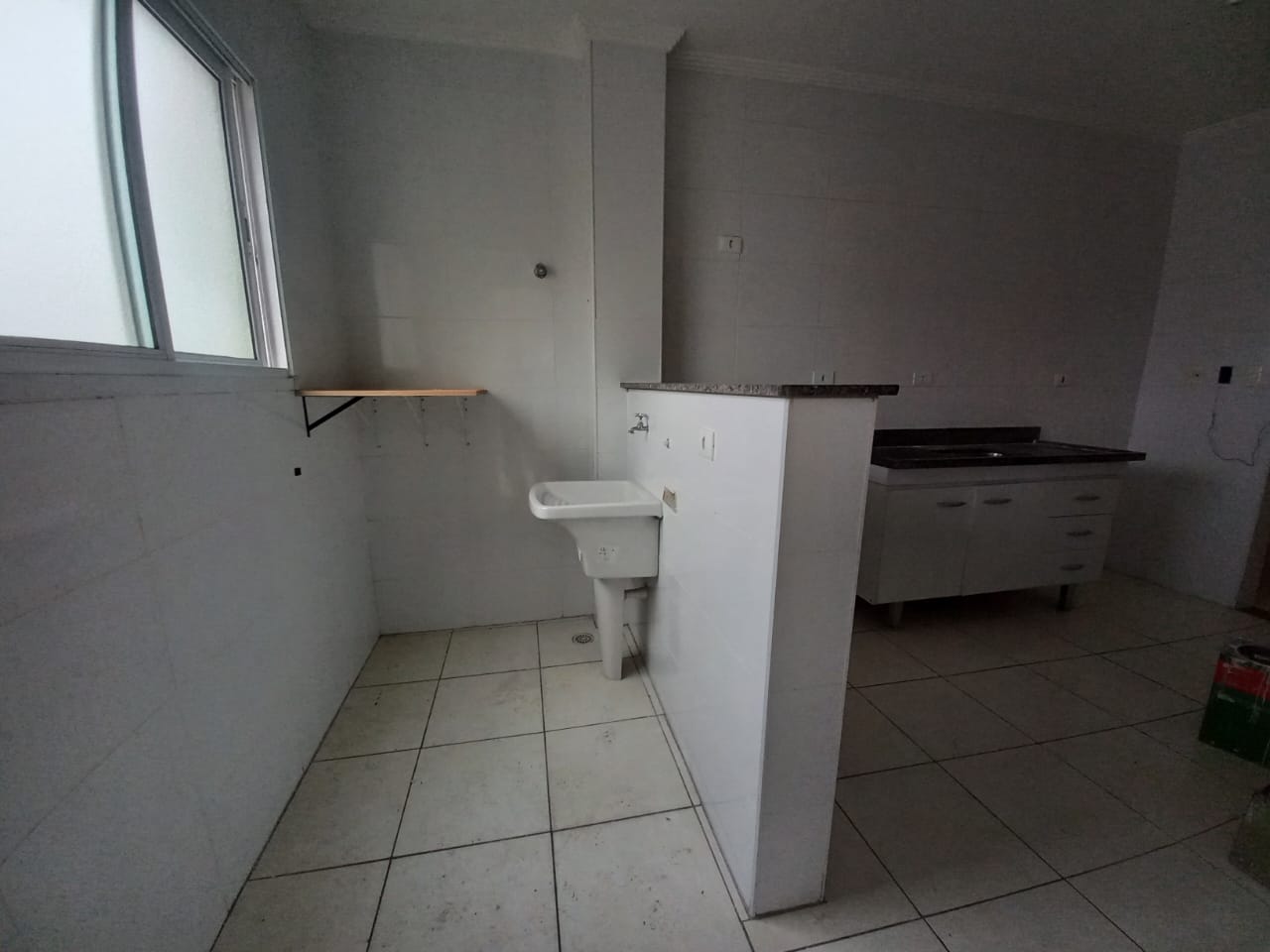 Apartamento para alugar com 2 quartos, 110m² - Foto 9