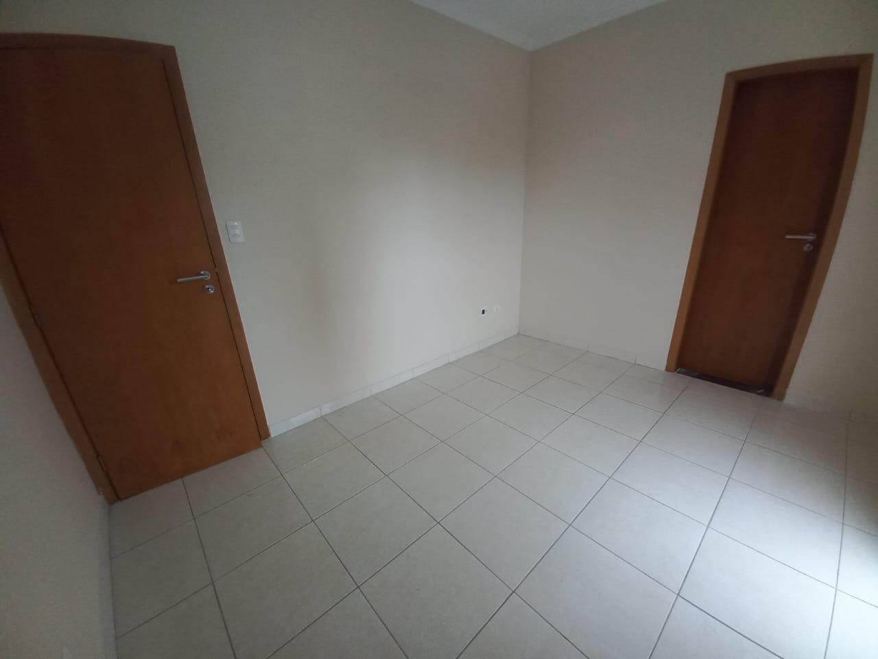 Apartamento para alugar com 2 quartos, 110m² - Foto 8