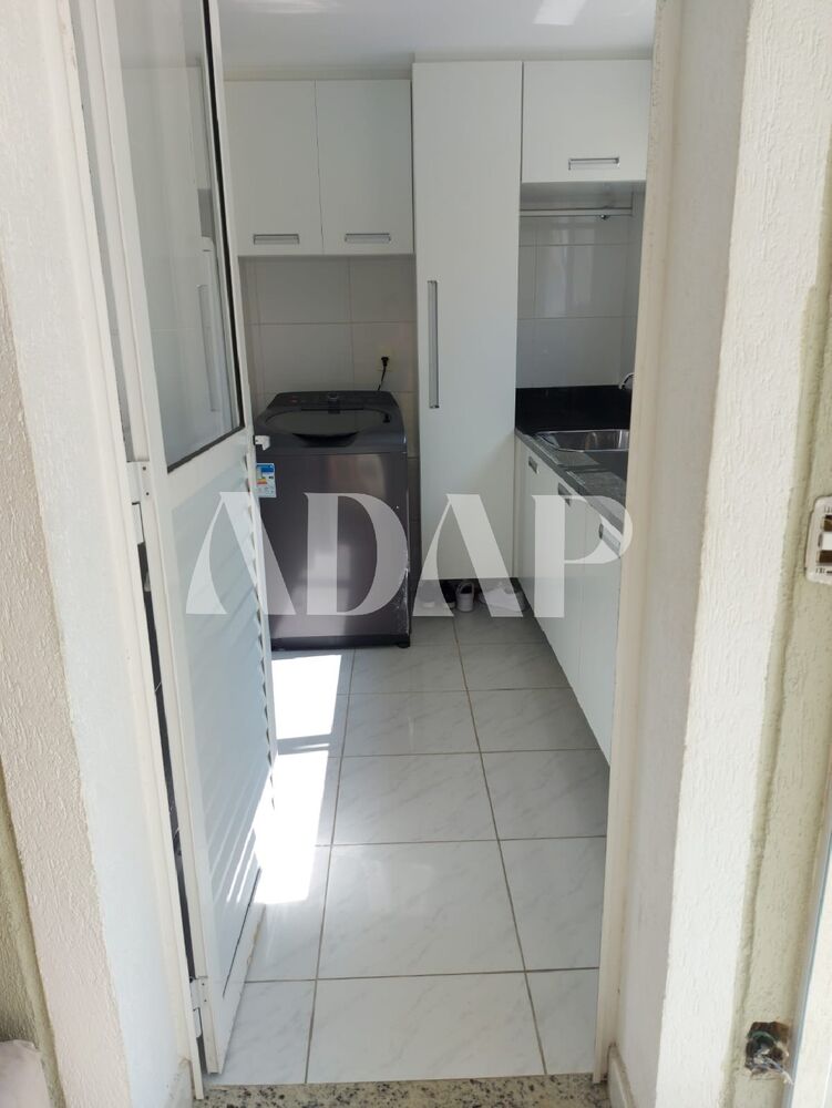 Casa à venda com 4 quartos, 238m² - Foto 4