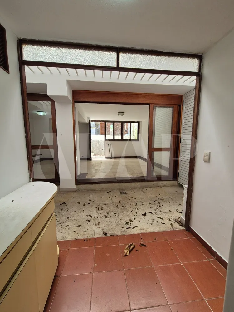 Casa, 4 quartos, 250 m² - Foto 13