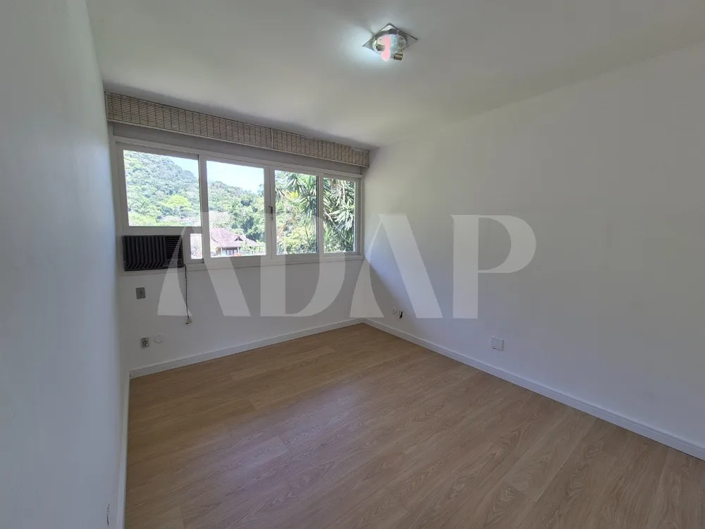 Casa, 4 quartos, 250 m² - Foto 23