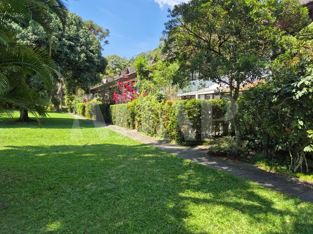 Casa, 4 quartos, 250 m² - Foto 34