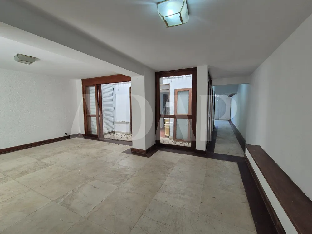 Casa, 4 quartos, 250 m² - Foto 9