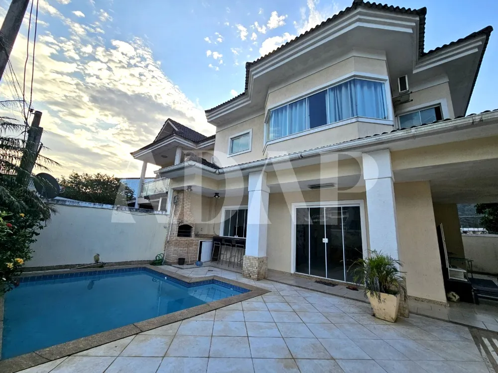 Casa, 3 quartos, 210 m² - Foto 3