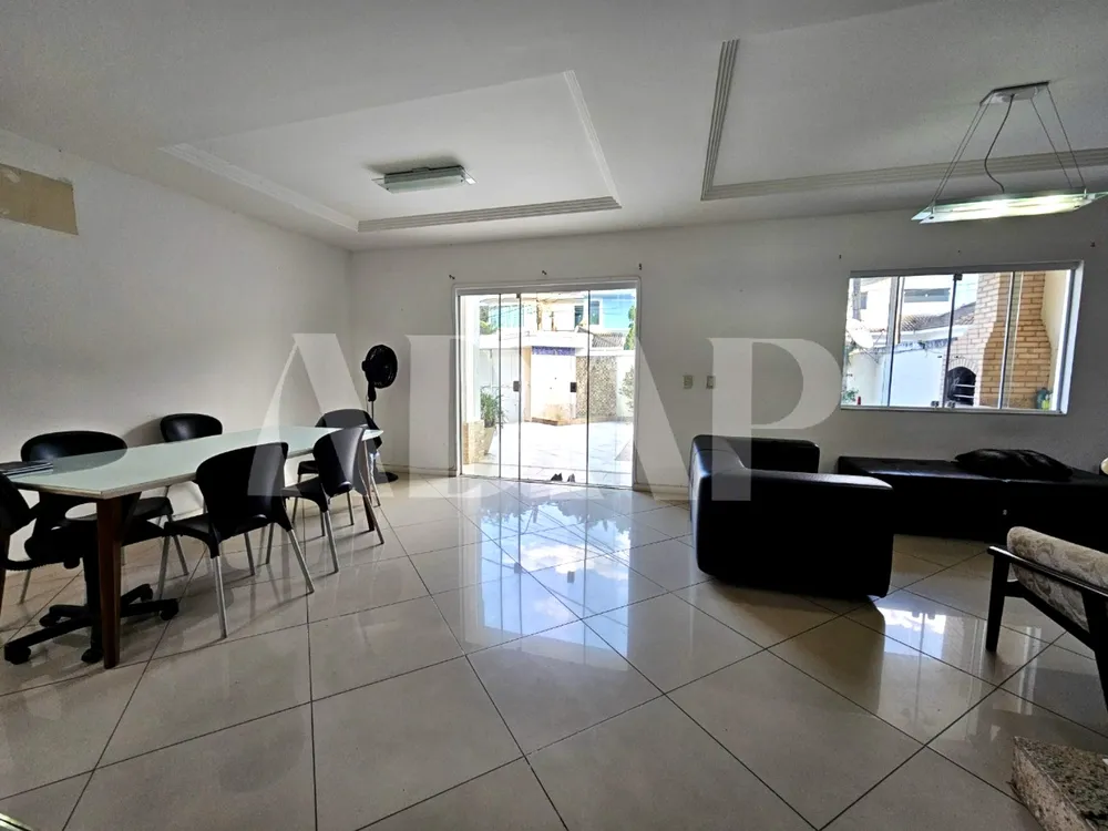 Casa, 3 quartos, 210 m² - Foto 9