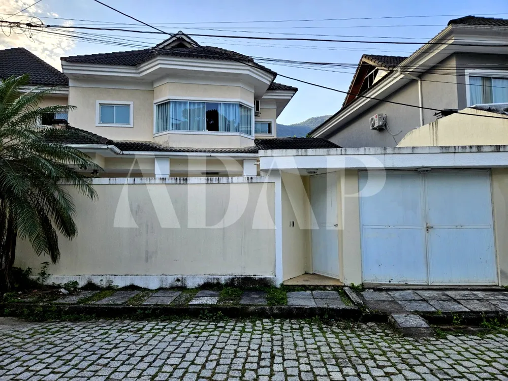 Casa, 3 quartos, 210 m² - Foto 2