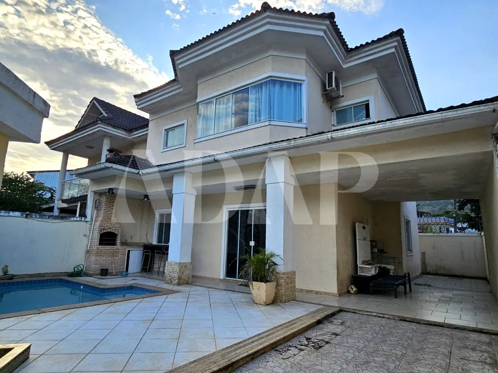 Casa, 3 quartos, 210 m² - Foto 4