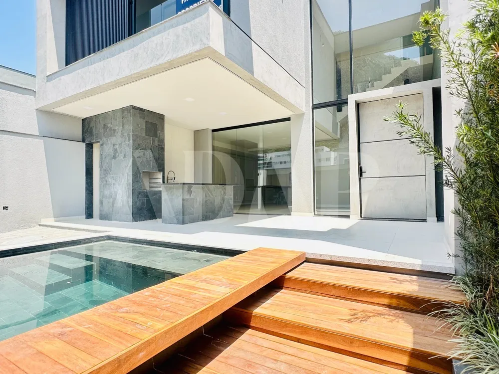 Casa, 4 quartos, 325 m² - Foto 2