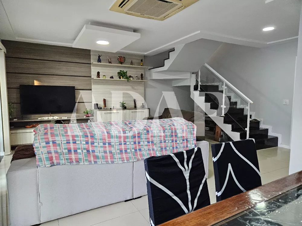Casa, 4 quartos, 256 m² - Foto 4