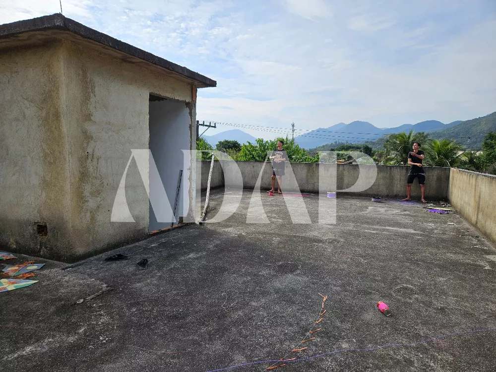 Casa, 4 quartos, 198 m² - Foto 2