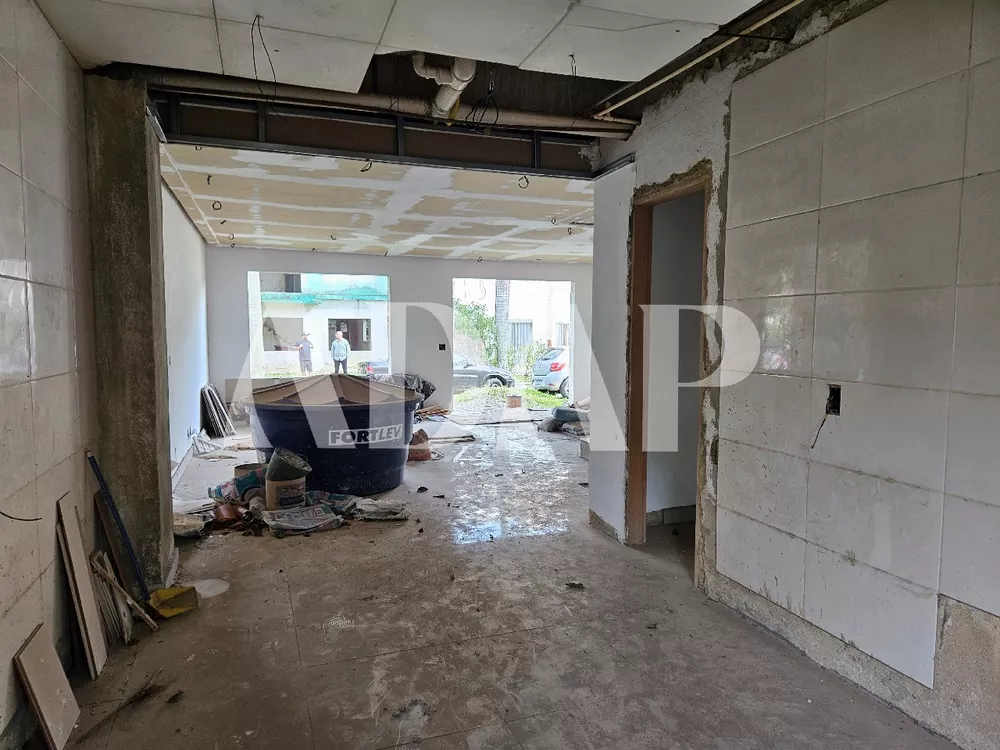 Casa, 4 quartos, 198 m² - Foto 4