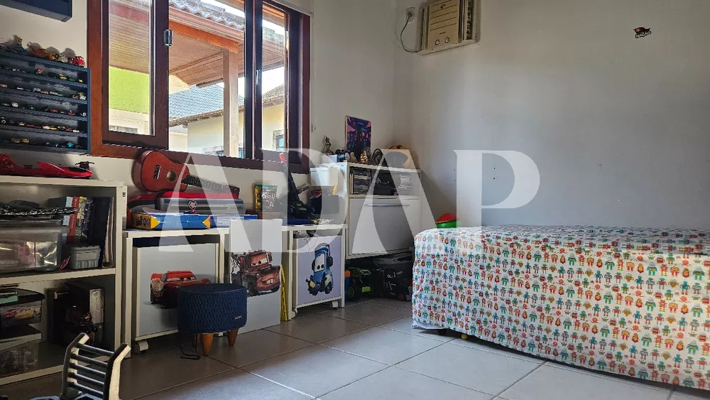 Casa, 4 quartos, 367 m² - Foto 32