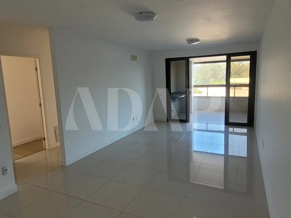 Apartamento, 3 quartos, 131 m² - Foto 2