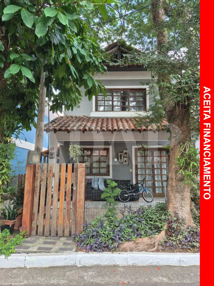 Casa, 3 quartos, 107 m² - Foto 1