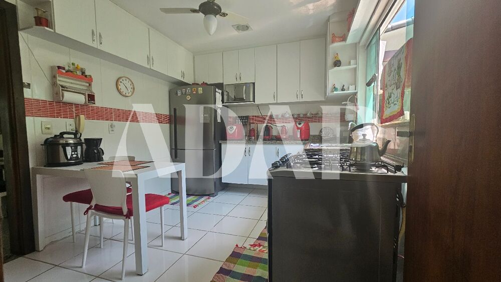 Casa, 3 quartos, 270 m² - Foto 4