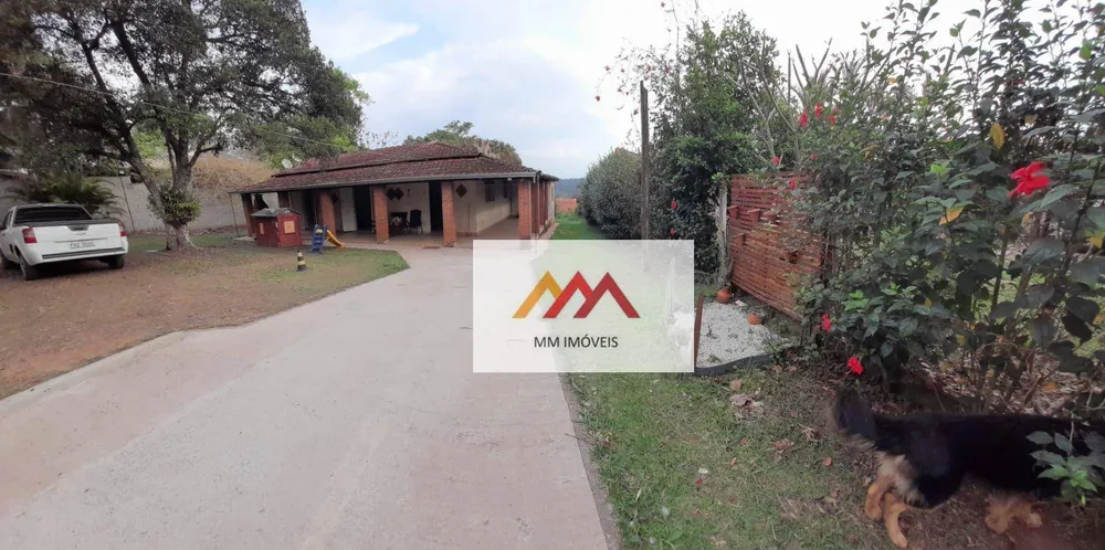 Chácara, 3 quartos, 1600 m² - Foto 4