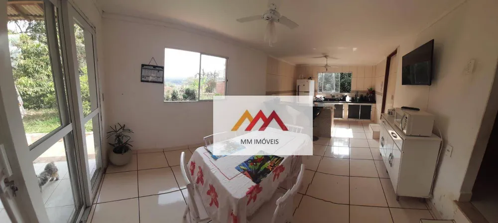 Chácara, 3 quartos, 1600 m² - Foto 2