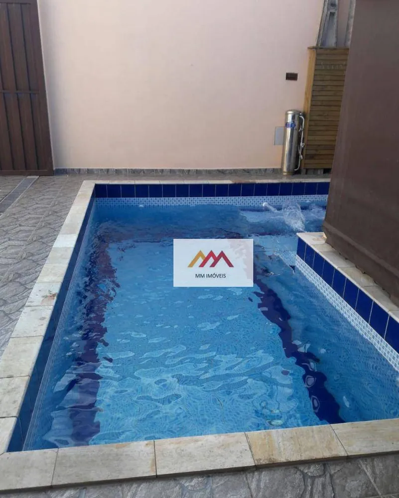 Casa, 3 quartos, 250 m² - Foto 1