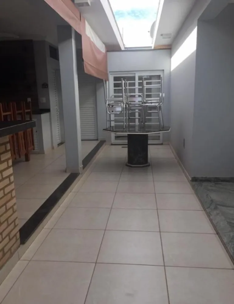 Casa, 3 quartos, 203 m² - Foto 3