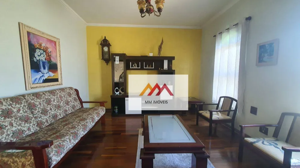 Casa, 3 quartos, 200 m² - Foto 1