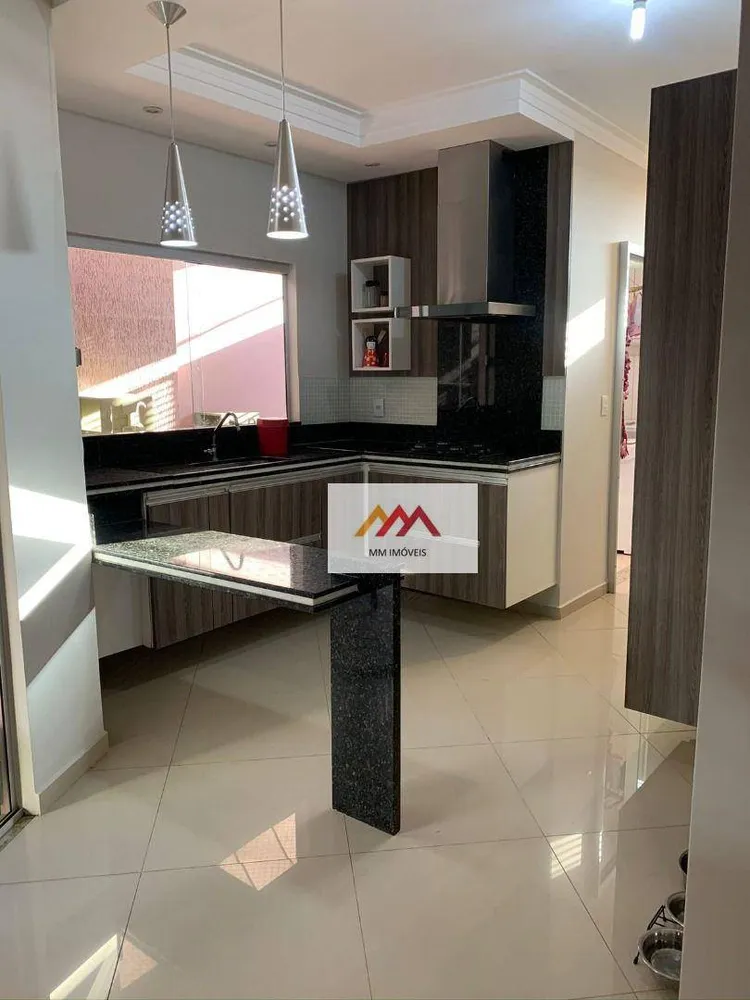 Casa, 3 quartos, 139 m² - Foto 1