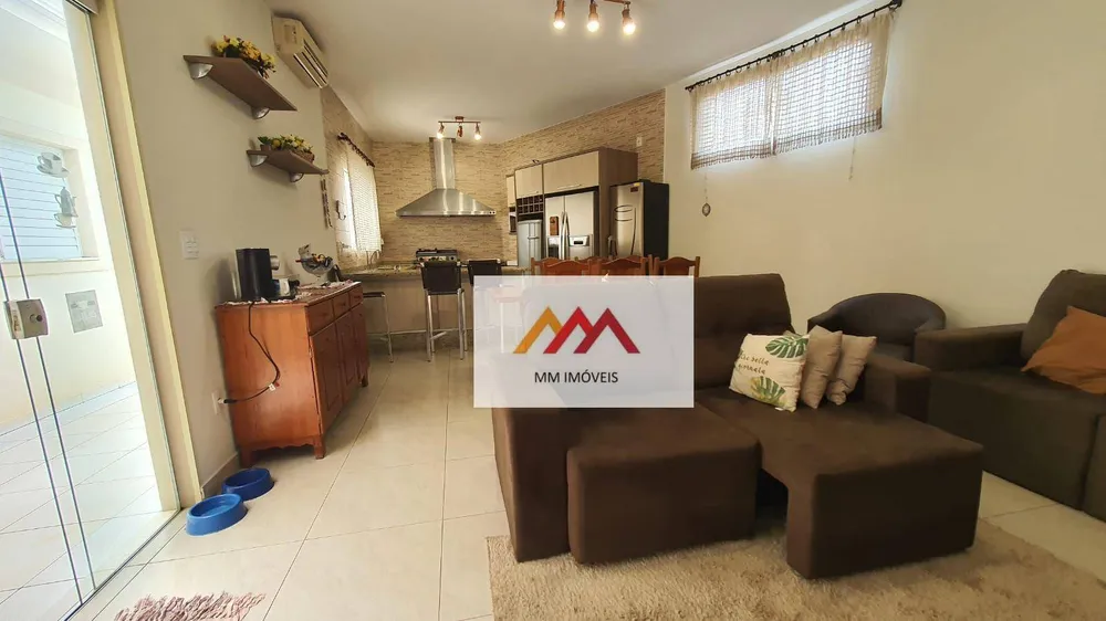Casa, 3 quartos, 232 m² - Foto 1