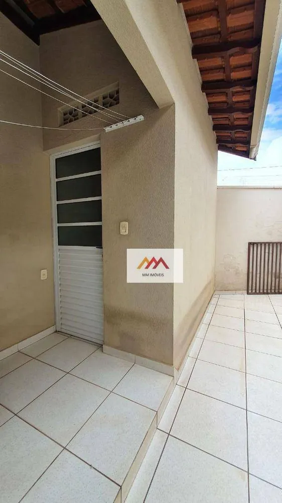 Casa, 3 quartos, 232 m² - Foto 4