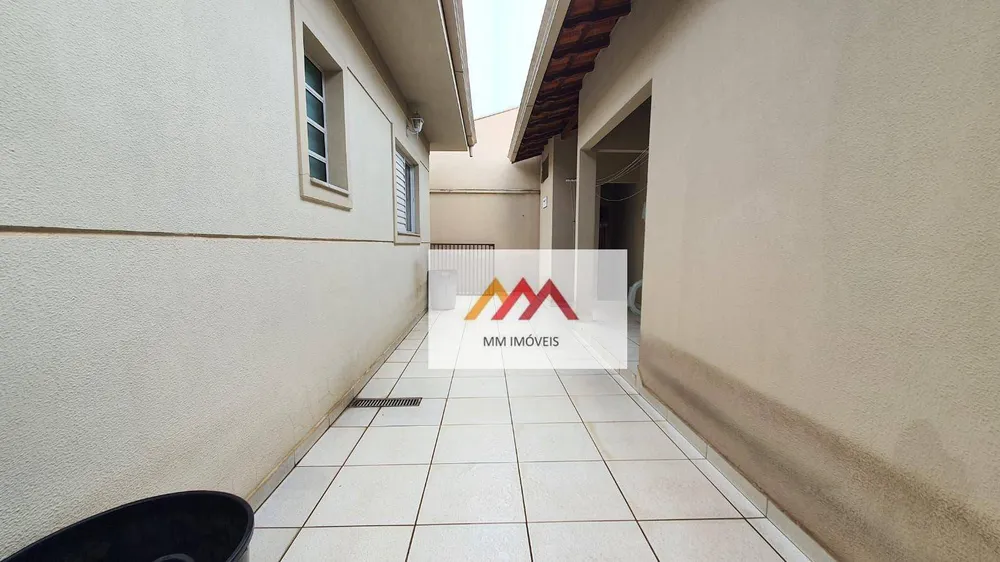 Casa, 3 quartos, 232 m² - Foto 2