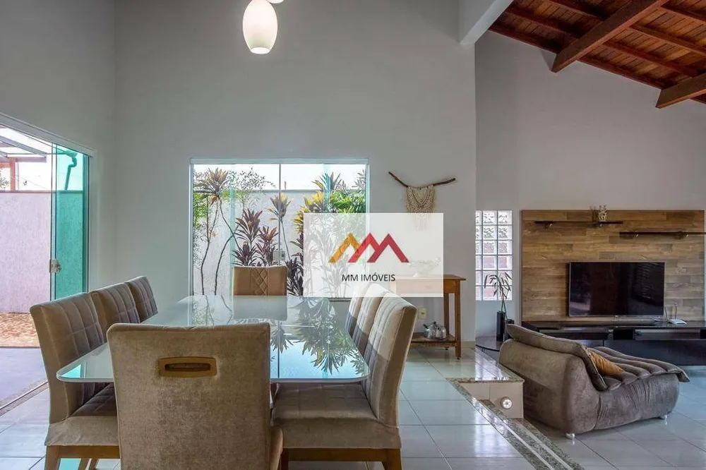 Casa, 3 quartos, 295 m² - Foto 4