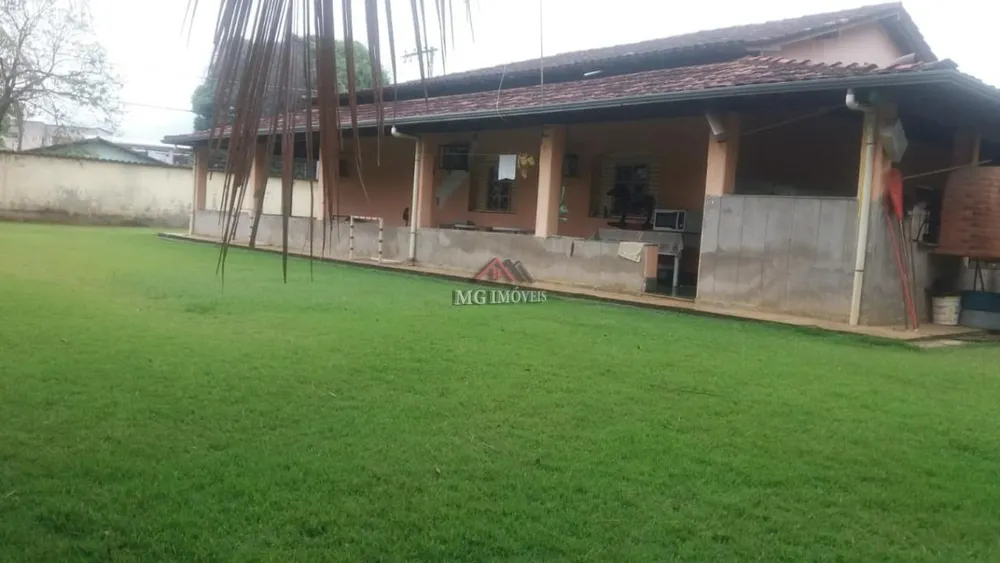 Chácara, 3 quartos, 2100 m² - Foto 3