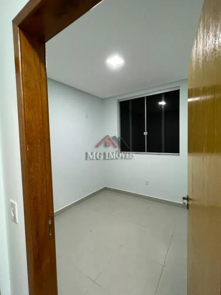 Casa à venda com 3 quartos, 130m² - Foto 4