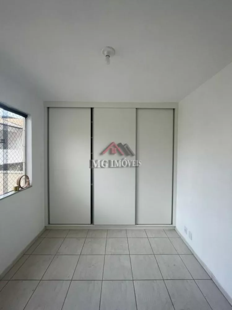 Apartamento para alugar com 3 quartos, 120m² - Foto 4