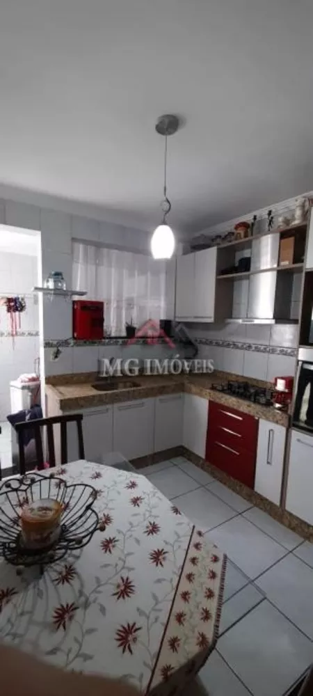 Apartamento à venda com 2 quartos, 80m² - Foto 4