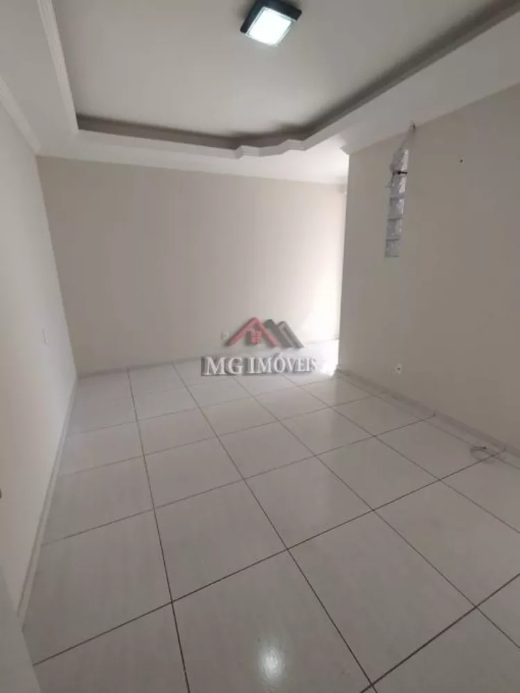 Cobertura à venda com 4 quartos, 200m² - Foto 4