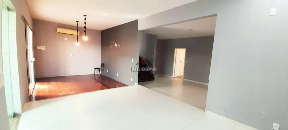 Casa, 4 quartos, 350 m² - Foto 4