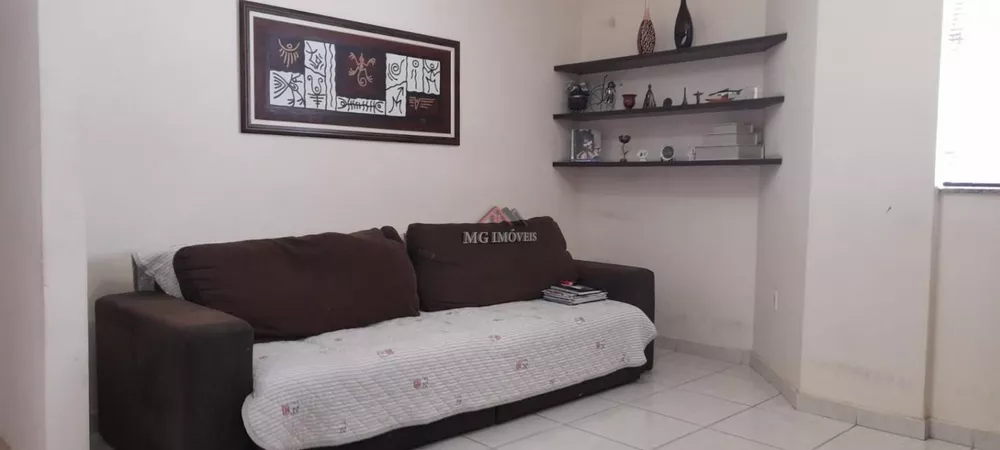 Apartamento à venda com 3 quartos, 172m² - Foto 2