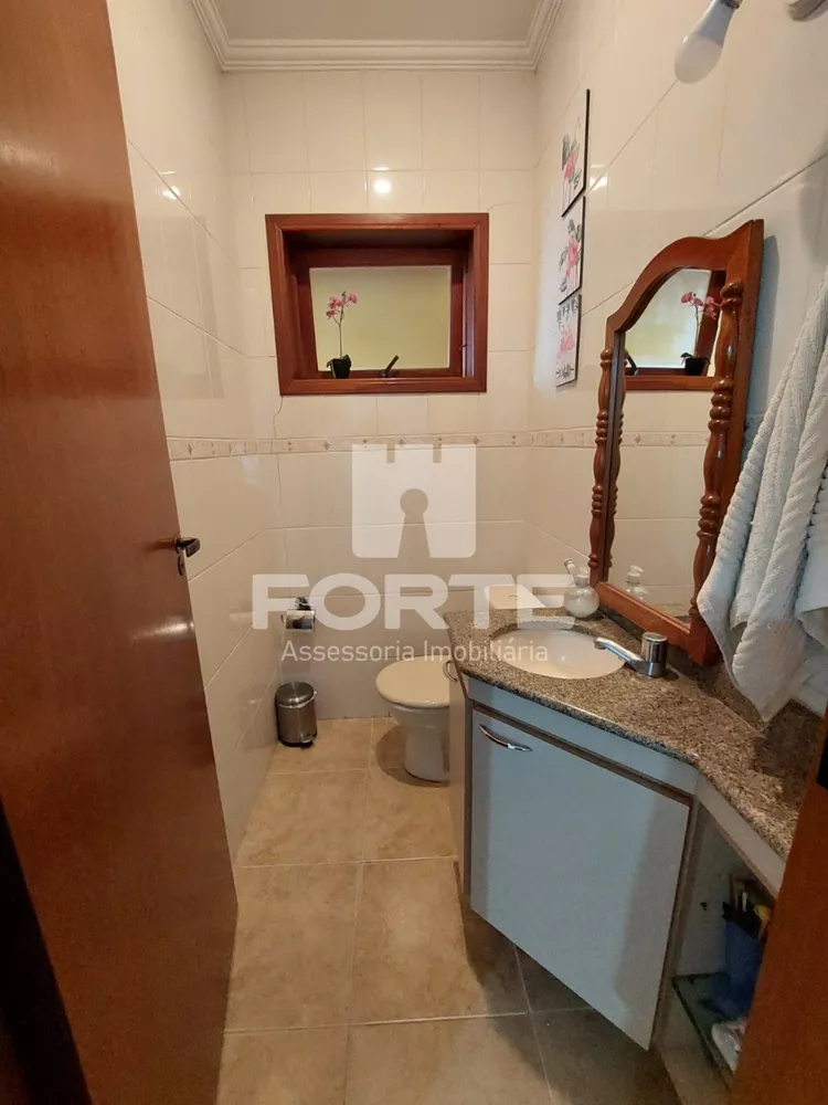 Casa à venda com 3 quartos, 360m² - Foto 4