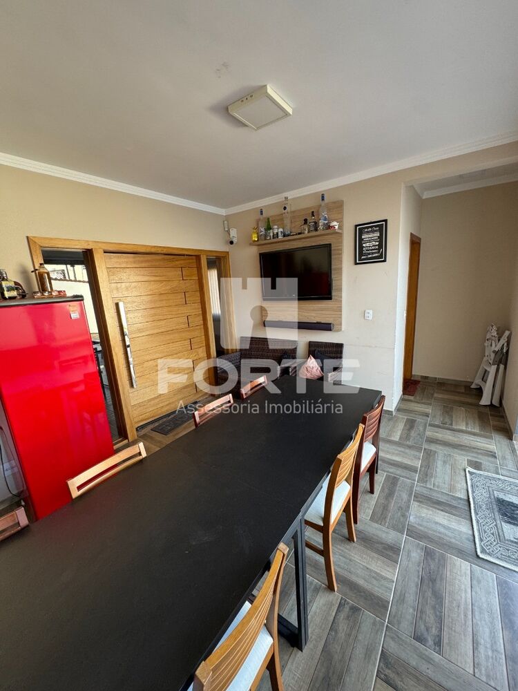 Casa, 3 quartos, 199 m² - Foto 4
