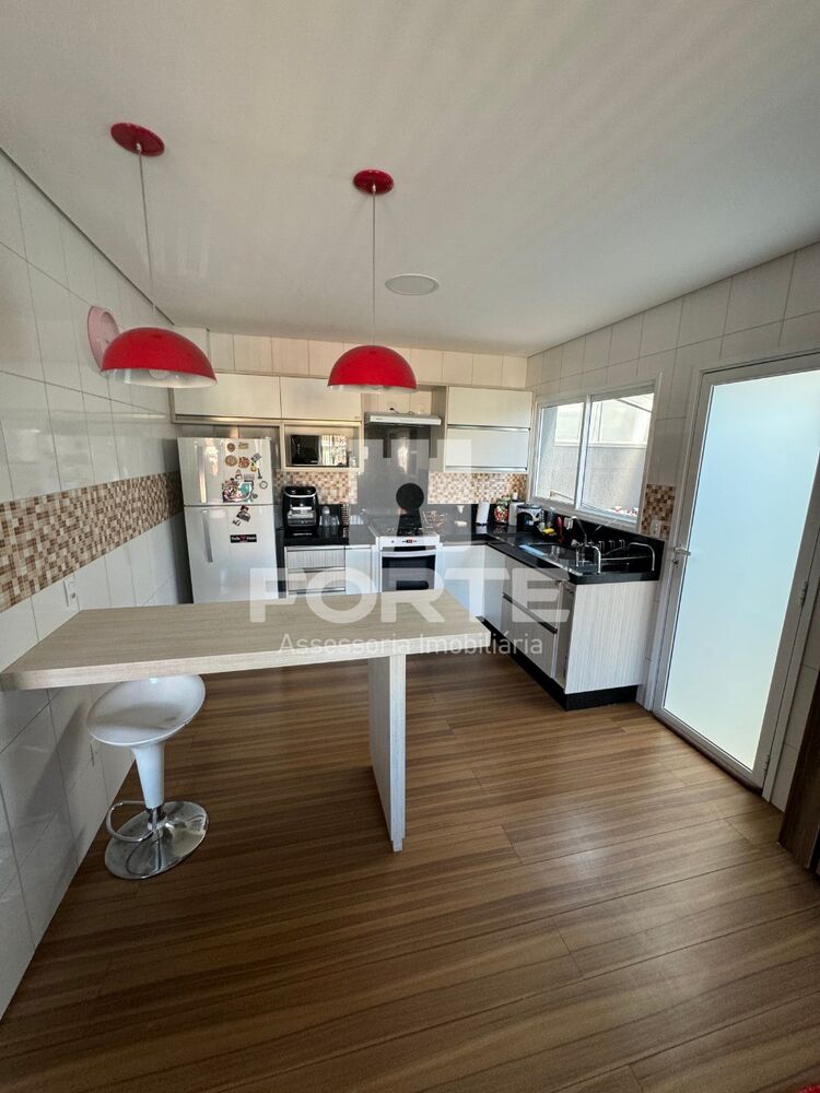 Casa, 3 quartos, 199 m² - Foto 36