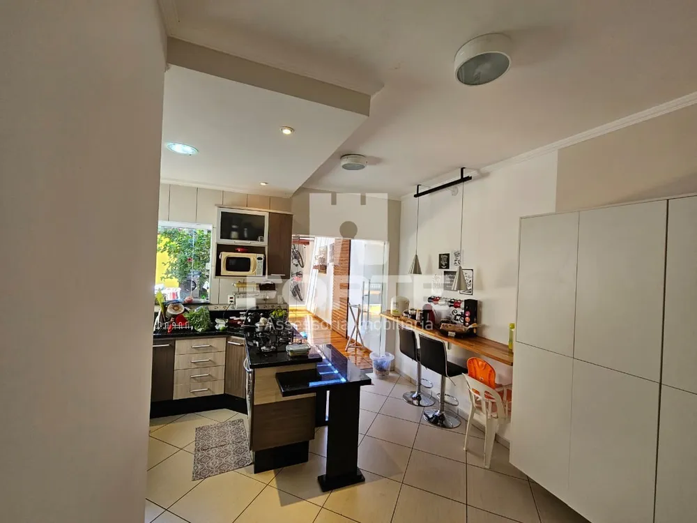Casa, 3 quartos, 200 m² - Foto 4