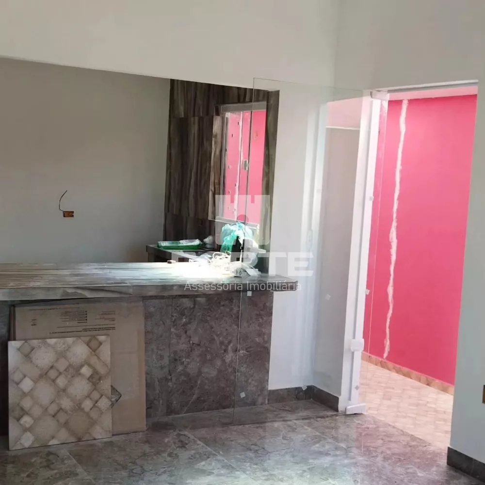 Casa à venda com 2 quartos, 250m² - Foto 4